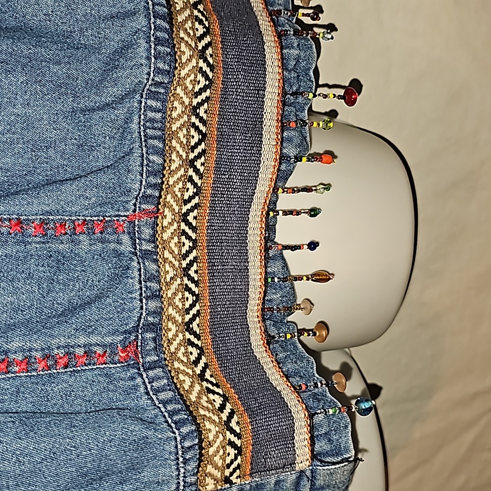 Tantrum Blues Vest View 3